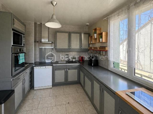 Maison familiale avec sous sol total – Clos Fontaine, à 5 min de Nangis
