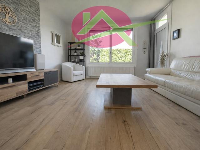 Maison familiale avec studio indépendant Emplacement idéal !