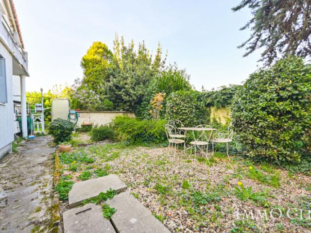 Maison familiale avec studio indépendant rue Jules Ferry