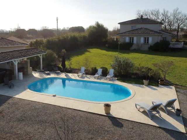 Maison familiale avec piscine à Vic Fezensac 180m² Vic Fezensac
