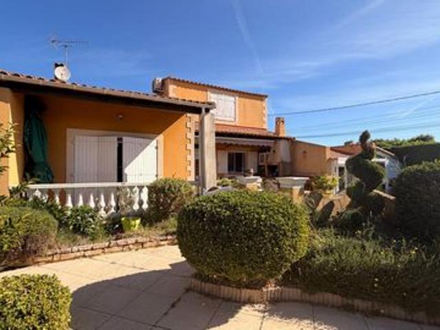 Maison familiale avec piscine au calme