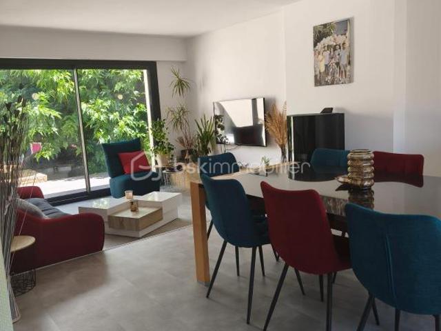 Maison familiale avec piscine chauffée – DPE C