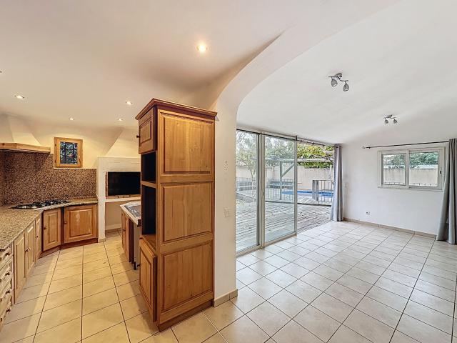 Maison familiale avec piscine et jardin, Lecci, proche plages et commodités