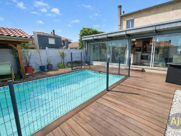 Maison familiale avec piscine Mérignac St Augustin
