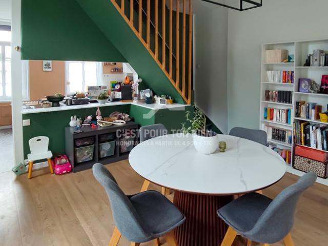 Maison familiale avec terrasse de 40m² sans vis à vis à 200m