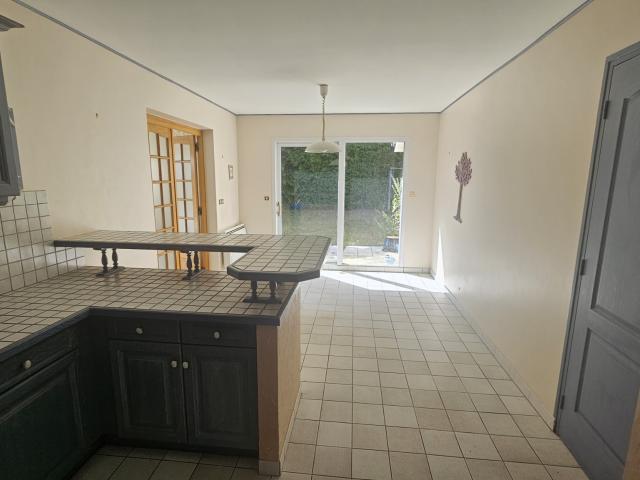 Maison familiale avec vue imprenable et piscine