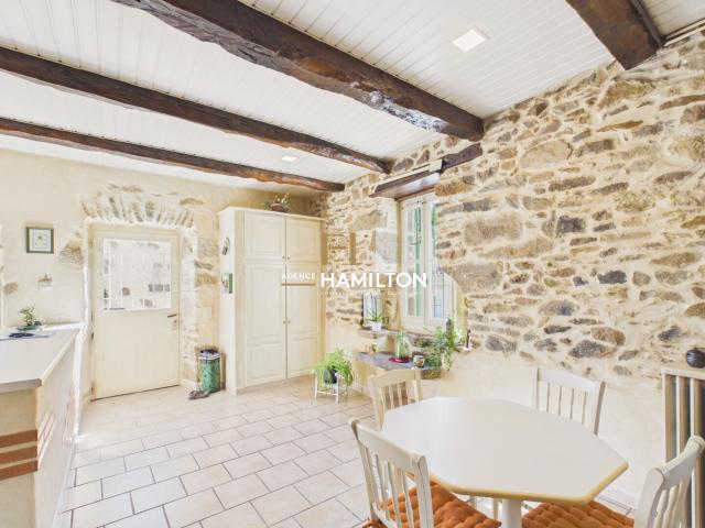 MAISON FAMILIALE A 1 KM DE LAGUEPIE: TERRASSE, JARDIN ET GARAGE INDEPENDANT