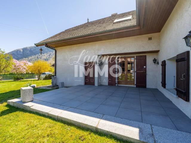 Maison familiale à St Jorioz avec grand terrain