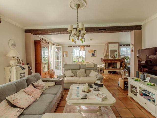 Maison familiale à vendre Gaillon Sur Montcient