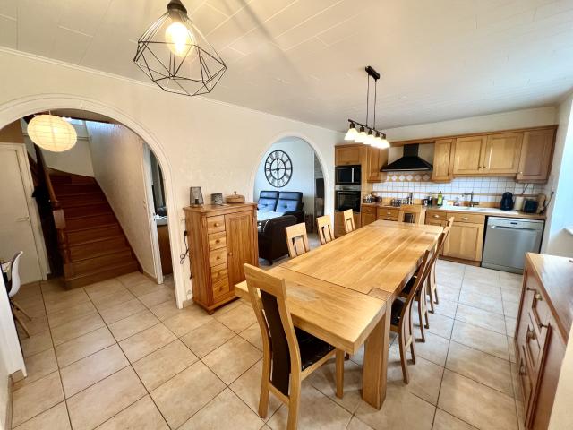Maison familiale à vendre sur Pleyber Christ proche de toutes commodités