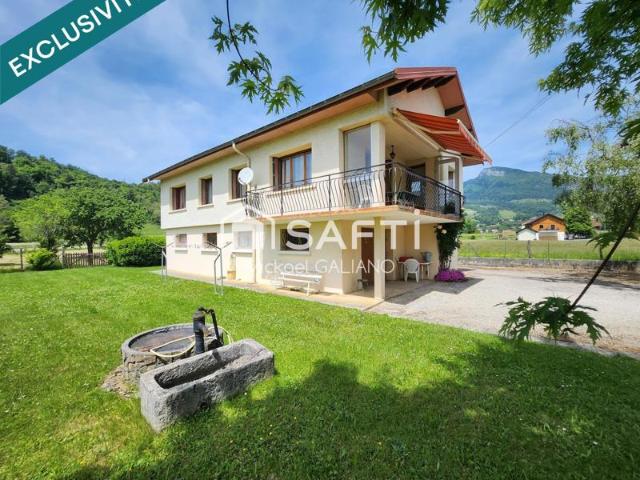 Maison familiale accessible PMR avec vue sur les montagnes