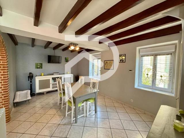 Maison familiale Cordelle 6 pièces188 m2