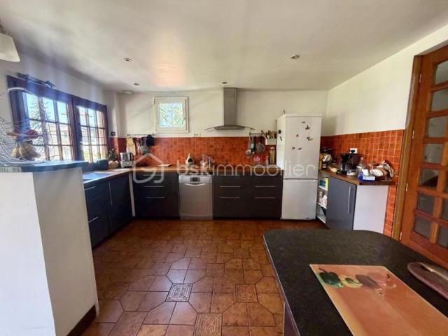 Maison familiale d’exception T10 289m2 terrain 1002m2