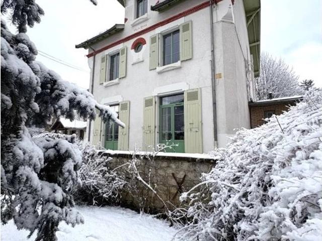 Maison familiale de caractère – 196 m² – Terrain 1470 m² – Mones