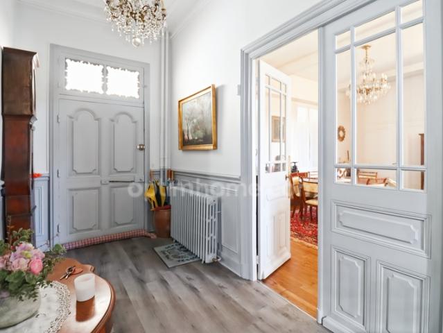 Maison Familiale de Caractère de 265 m² 10 pièces 5 chambres 1 Garage terrain 1617 m² MAGNAC LAVAL 87