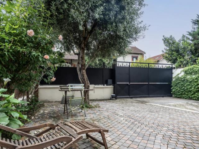 Maison familiale de charme – Colombes