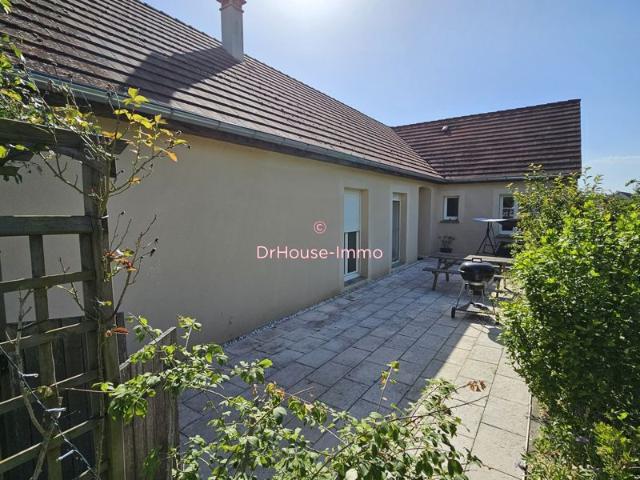 Maison Familiale de plain pied Type 7 avec 5 Chambres, garage et terrain à Champagne sur Vingeanne