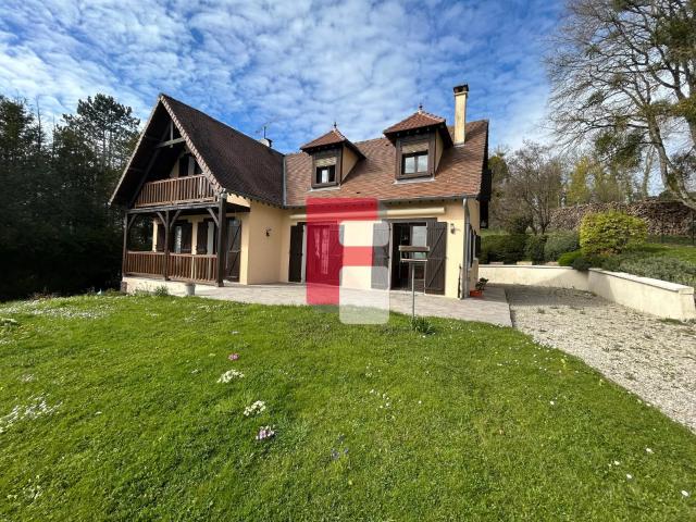 Maison familiale de 150 m2 au sol sur sous sol complet sur 3