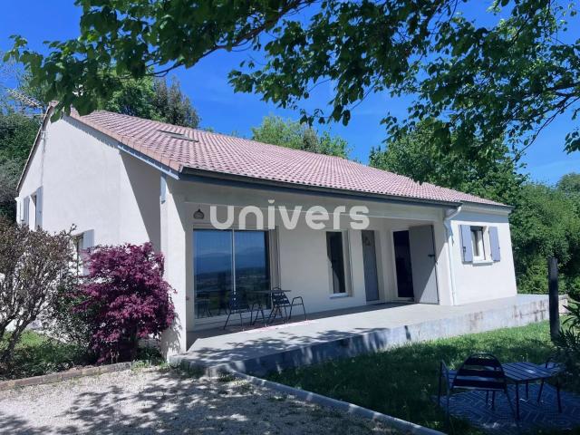 Maison familiale de 150 m² Charmes sur Rhône