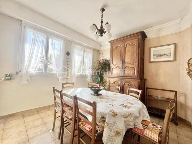MAISON FAMILIALE DE 150M2 SUR UN TERRAIN DE 930M2