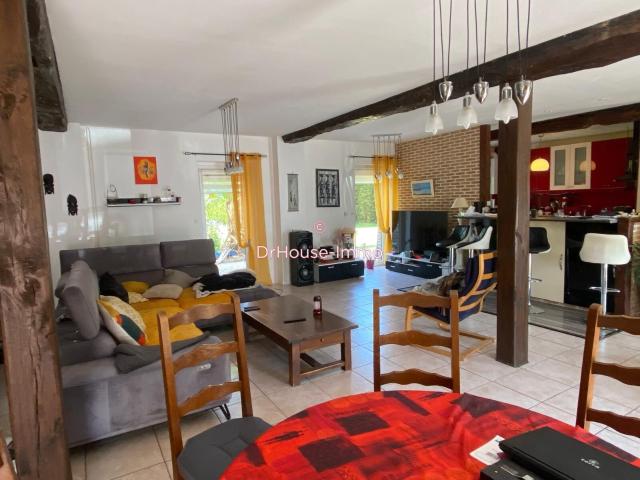 Maison Familiale de 155m² avec 2500m² de Terrain