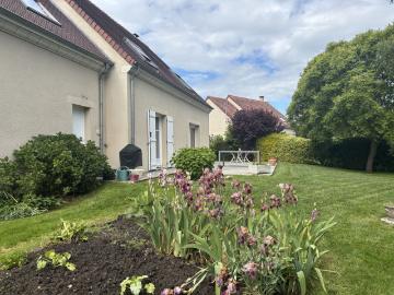 Maison familiale de 167 m2 avec double garage à 5km de thoir