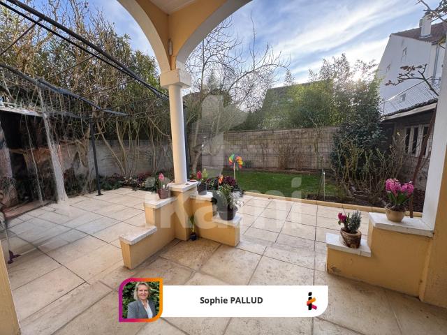 Maison familiale de 108 m2 Fonctionnelle, confortable et prê. 108m² Aulnay sous Bois