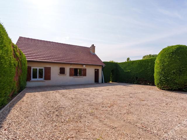 Maison familiale de 112 m² avec grand terrain clos à Saint M. 113m² Saint Marcel