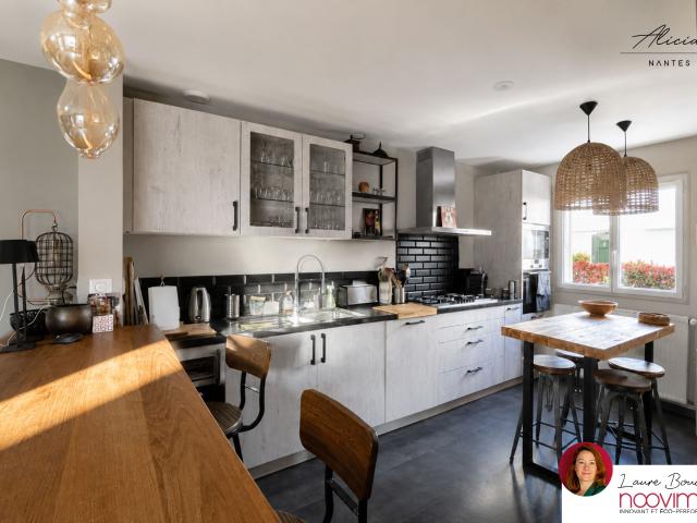 Maison familiale de 120 m2 avec 4 chambres, jardin et garage