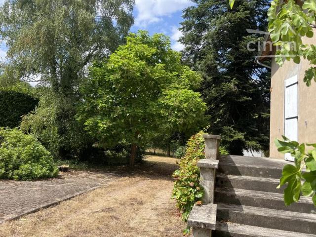 Maison familiale de 125 m² Habitables et une belle dépendance de charme