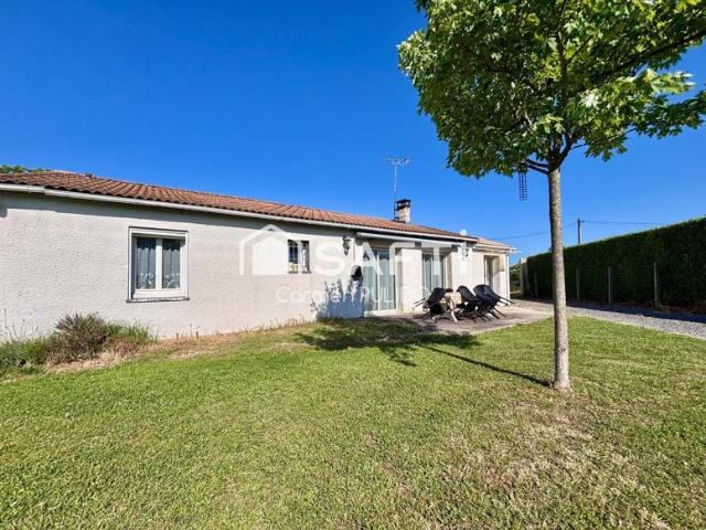 Maison familiale de 130 m² de plain pied, composée de 4 chambres possibilité 5, avec grand jardin, carport et terrain piscinable