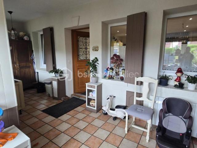 Maison familiale de 138m² 4 chambres, jardin et garage Tillé 60000