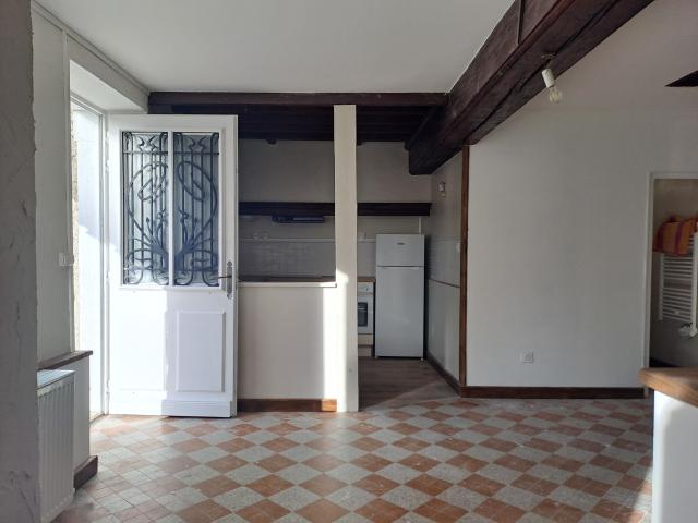Maison familiale de 205m2 à St Didier de Formans !