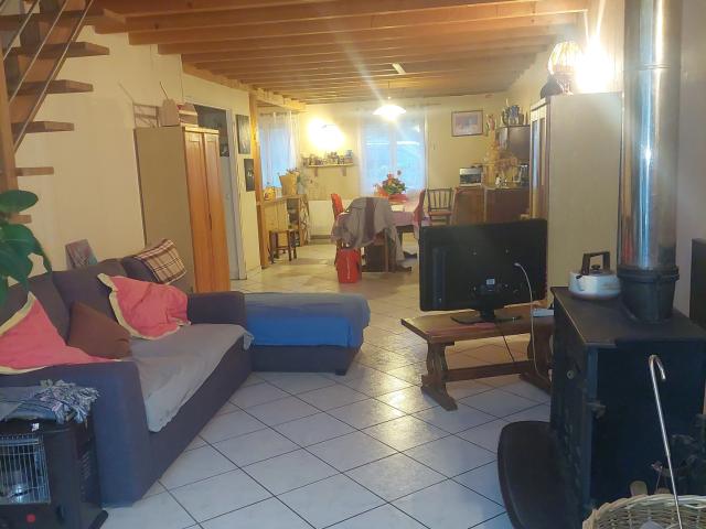 Maison familiale des années 60 Au calme terrain