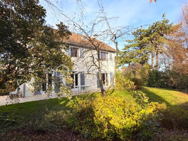 Maison Familiale d'Exception 184m2 – Calme & Verdure – Proche Saint Germain en Laye Aigremont
