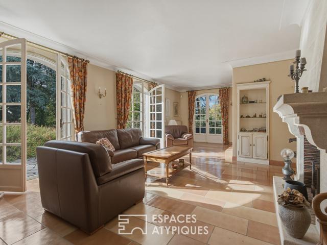 Maison familiale et son parc arboré en fond d'impasse à Orva. 272m² Orvault