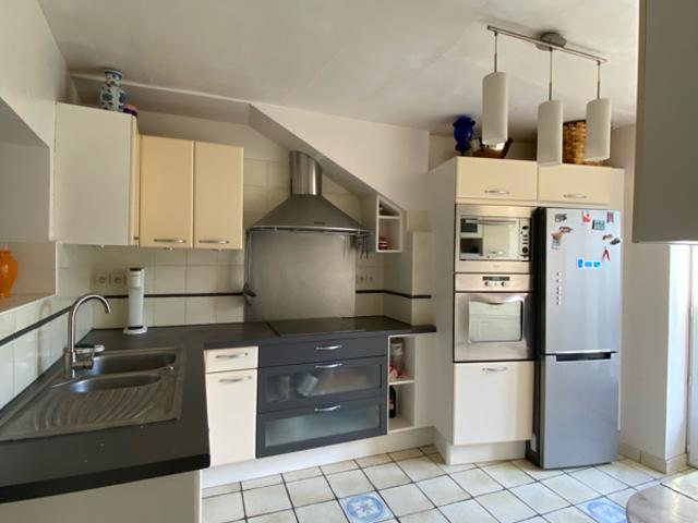 MAISON FAMILIALE EN PIERRE 135 m2 LA CHAPELLE LONGUEVIL