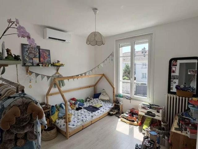 Maison familiale entièrement rénovée et son jardin
