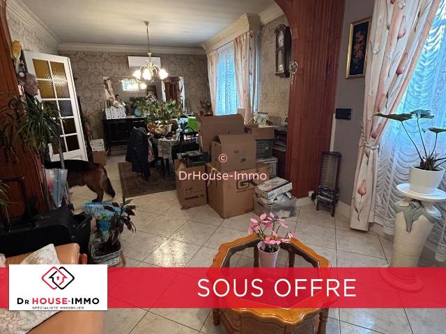MAISON FAMILIALE GARAGE SOUS SOL 3 CHAMBRES BEAU JARDIN