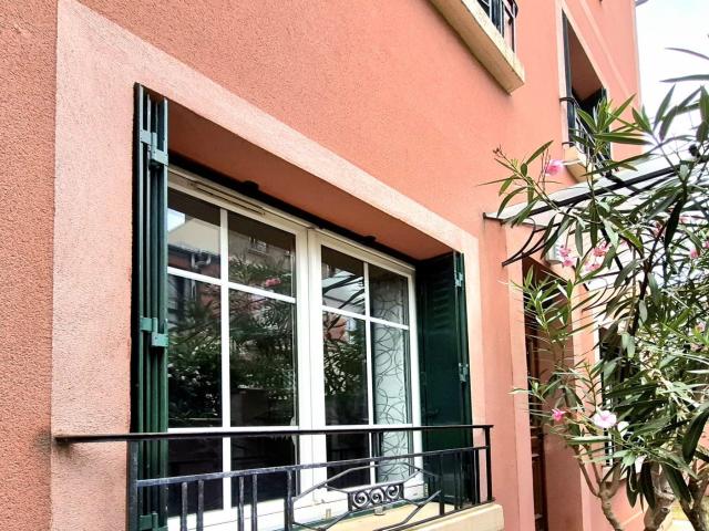 Maison familiale indépendante avec jardin à Colombes