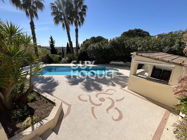 Maison familiale Juvignac de 245 m2 sur 1024 m2 de terrain