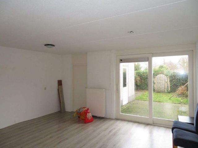 Maison Familiale Kruiszwin 570, Julianadorp À Louer