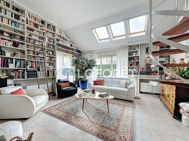 Maison familiale lumineuse sur les hauteurs de Mareil sur Ma. 210m² Mareil sur Mauldre