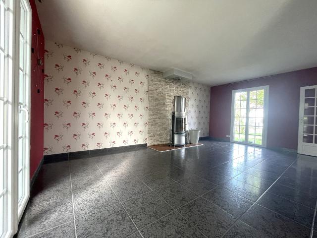 Maison familiale Ligné Bourg 140 m2 4 chbes
