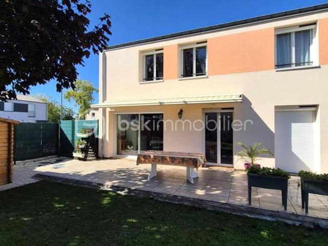 Grande maison familiale de 164 m² – 5 chambres – DPE C – Proche gare TGV