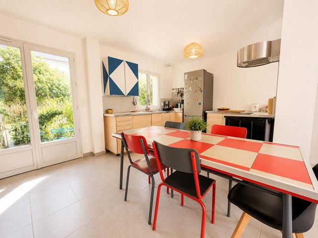 Maison familiale récente 4 pièces, 3 chambres Jardin