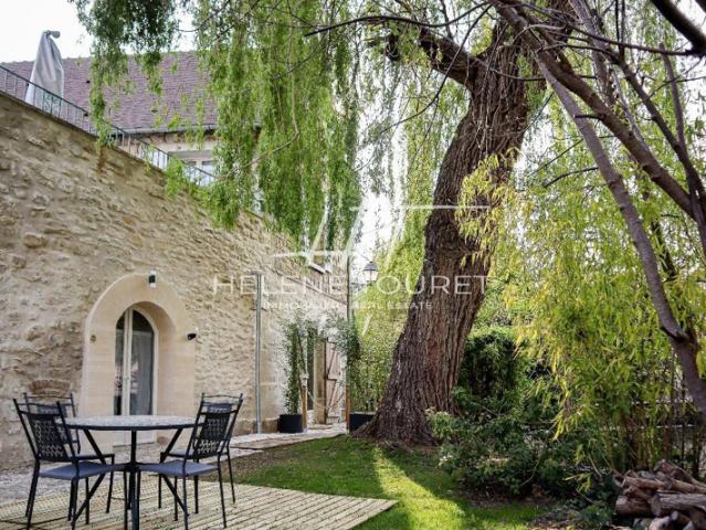 Maison familiale, résidence principale avec activité touri