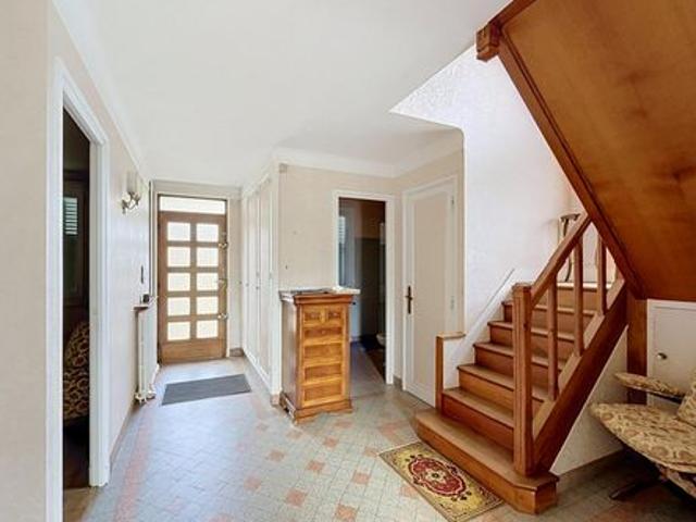 Maison familiale sur un terrain de 513 m2 Proche centre ville