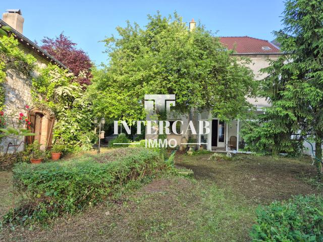 Maison familiale secteur Warmerivlle