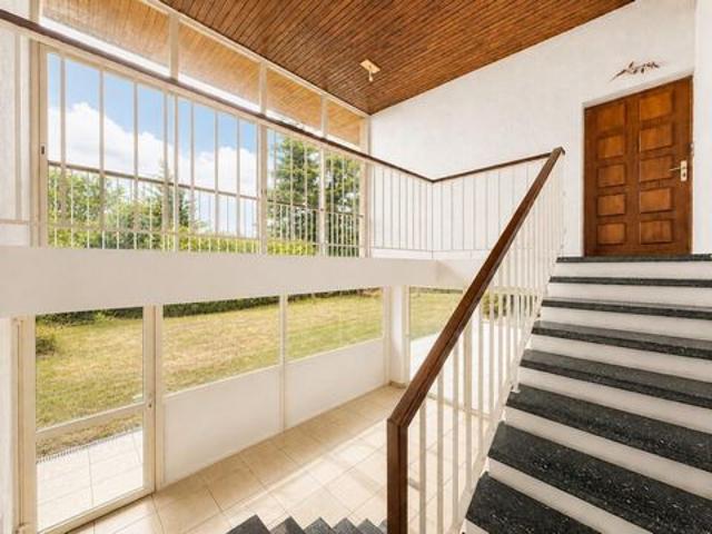 MAISON FAMILIALE SPACIEUSE AU CALME
